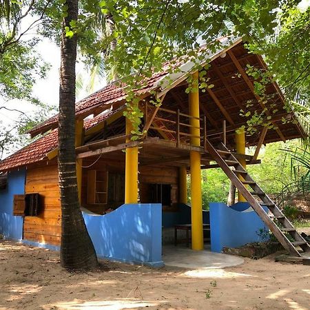 Albero Cabanas Baie d'Arugam Extérieur photo