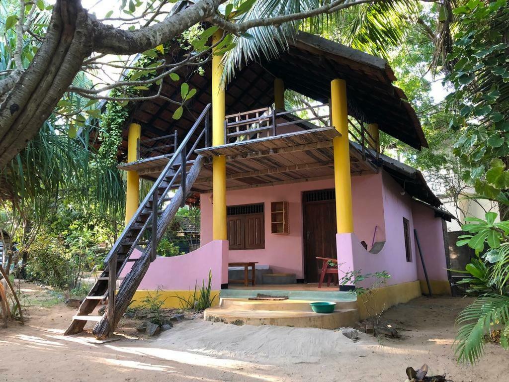 Albero Cabanas Baie d'Arugam Extérieur photo